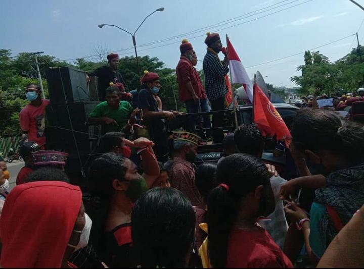Mahasiswa Ruteng Desak Pemda Mabar Tertibkan Semua Izin Galian C Sepanjang Sungai Wae Mese