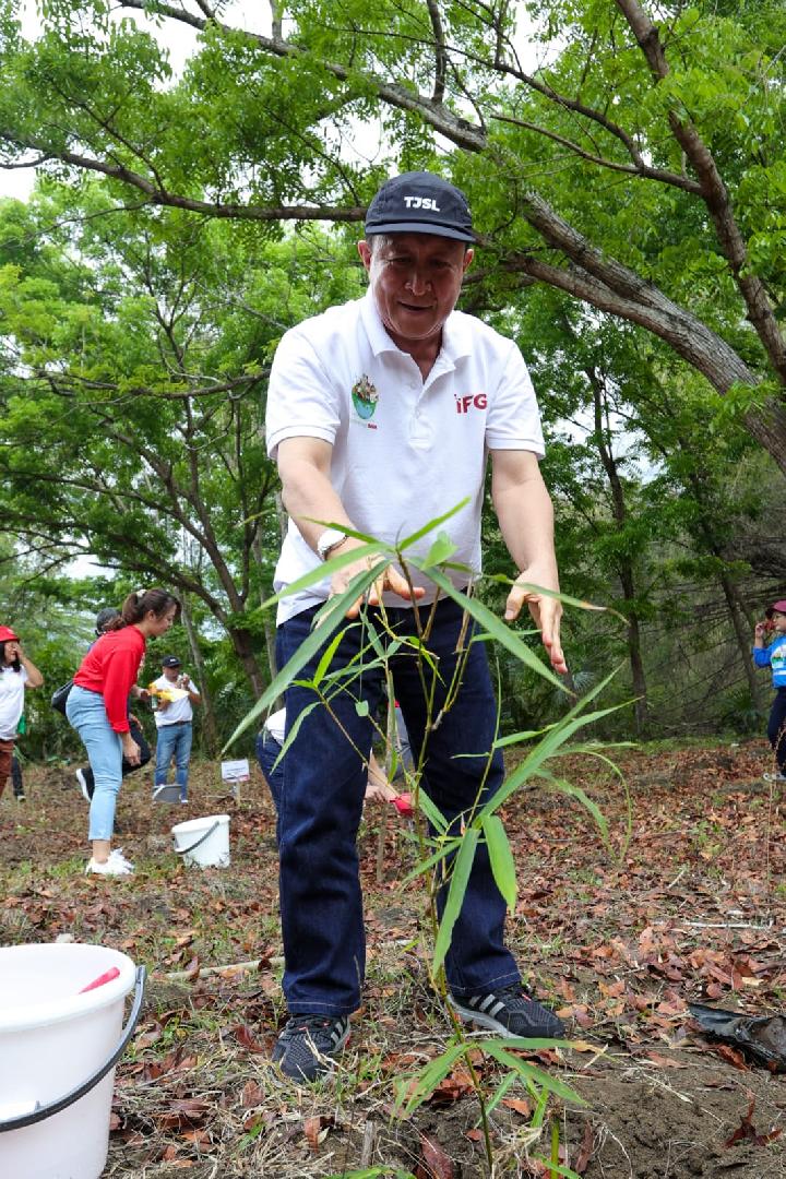 IFG Tanam Bambu, Bentuk Dukung Peningkatan Ekonomi Lokal