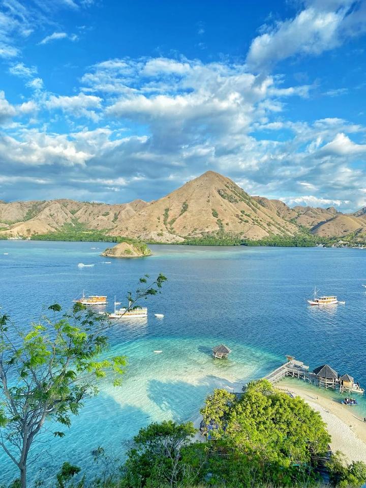 Labuan Bajo: Permata Nusa Tenggara Timur yang Mendunia