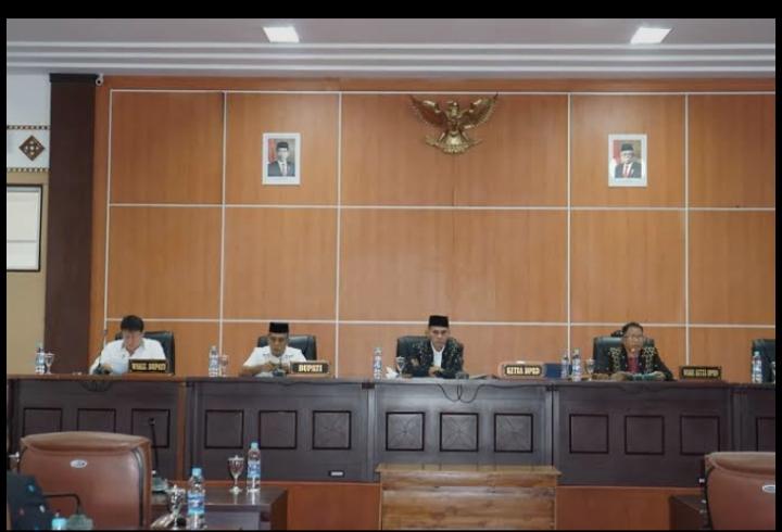 Sejak 2005, Ratusan Perda Manggarai Barat Gugur dalam Evaluasi DPRD